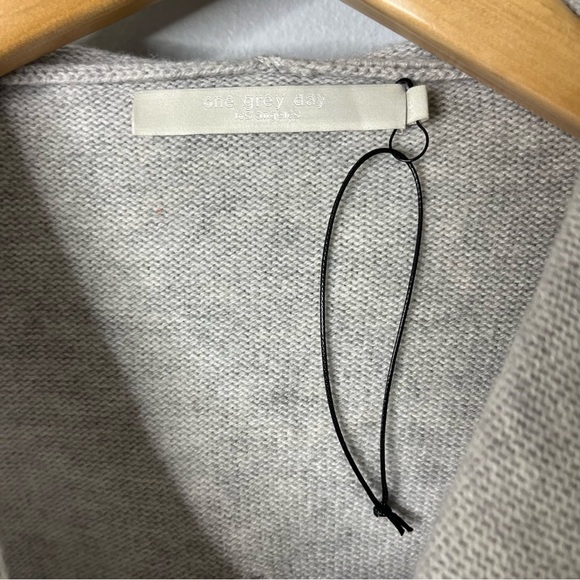 one grey day Distressed Cropped Hoodie Sweater Gray Size Small Style 35OGD839 - Picture 3 of 5